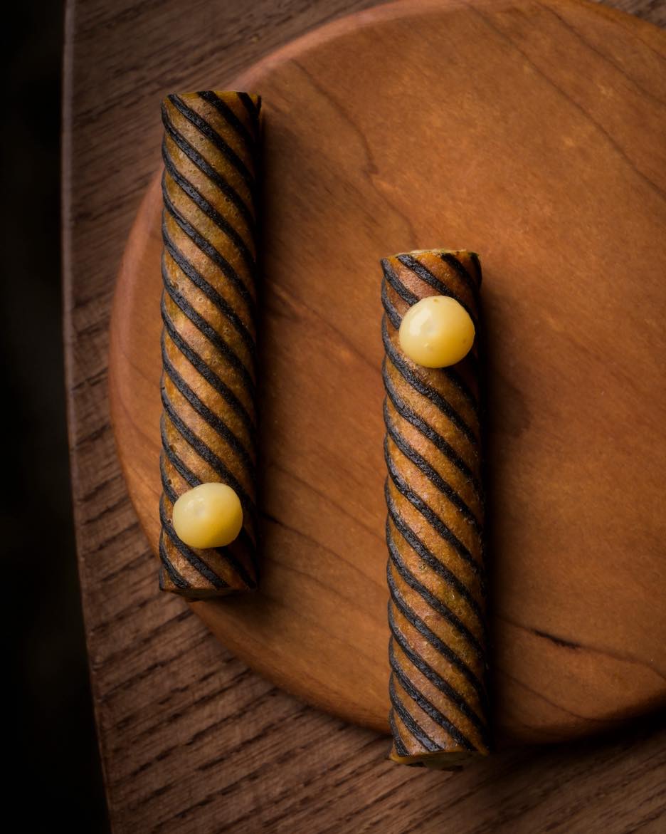 Line Cylinder Tuille Mold