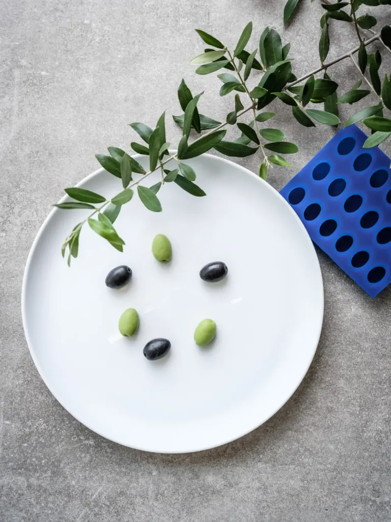 Realistic Olive Mold
