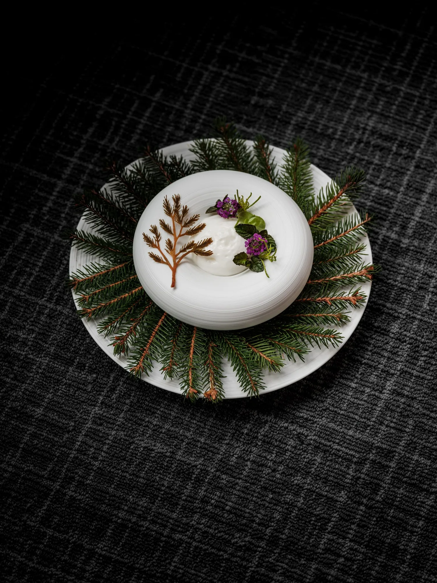 Tuille di pino realistico Mold